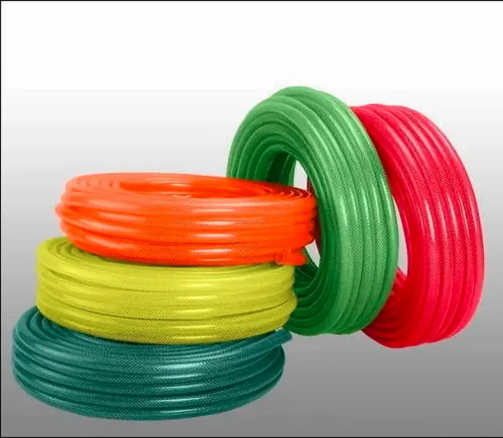 Garden pipe with net compressor